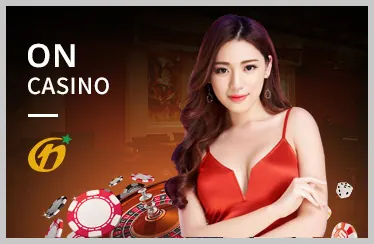 Người chia bài trực tiếp tại bàn Baccarat trong sòng bạc vt999 chính thức.